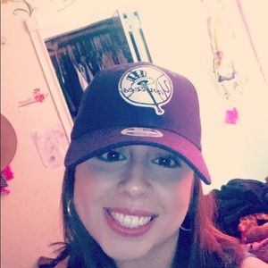 Meet your Posher, Pelu